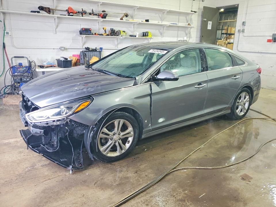 2018 HYUNDAI SONATA — VIN 5NPE34AF1JH670779