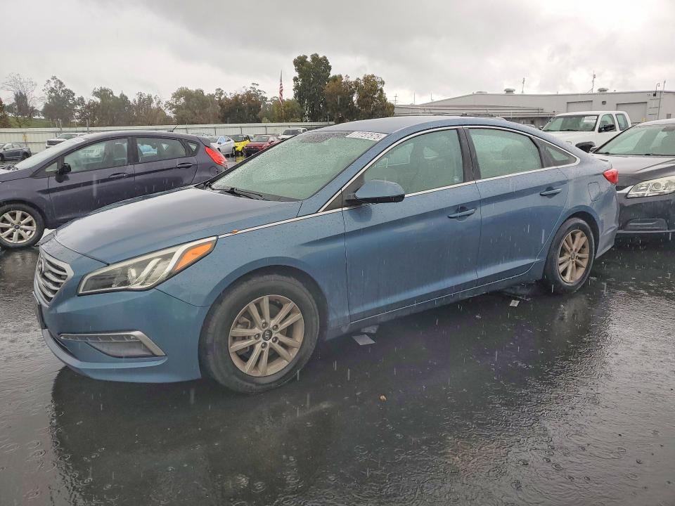 2015 HYUNDAI SONATA — VIN 5NPE24AF0FH175807
