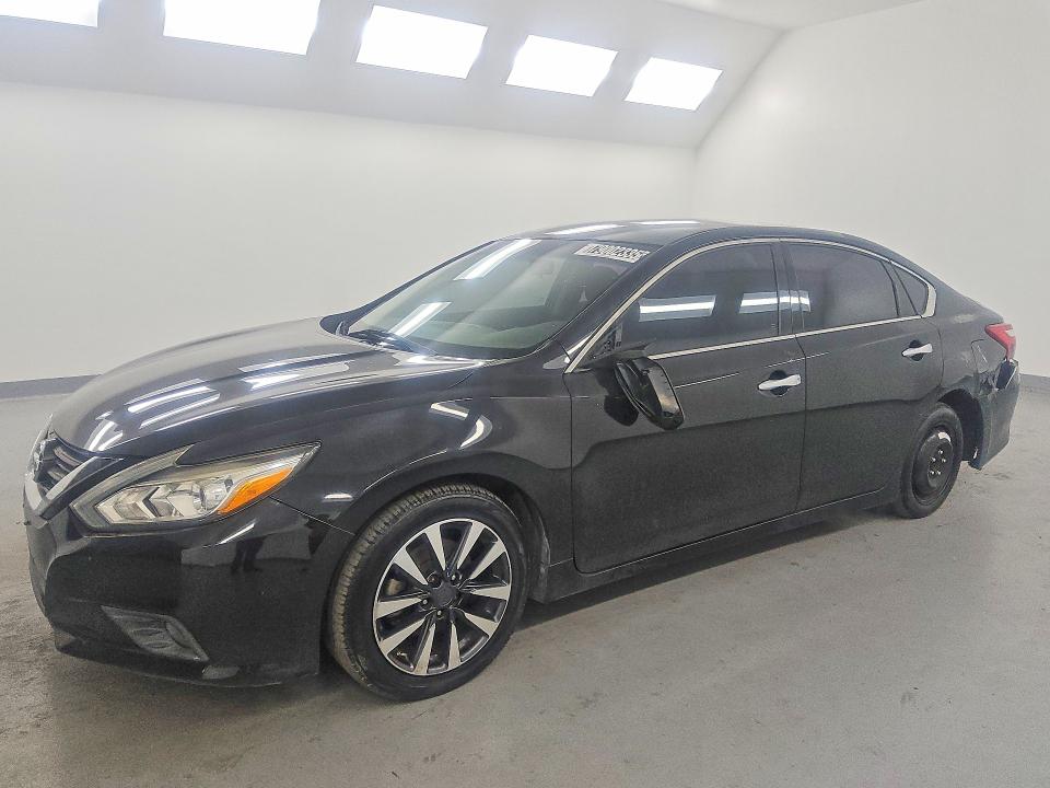 2017 NISSAN ALTIMA — VIN 1N4AL3AP1HC185233