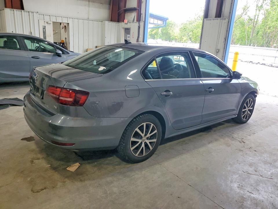 3VWDB7AJ3HM367430