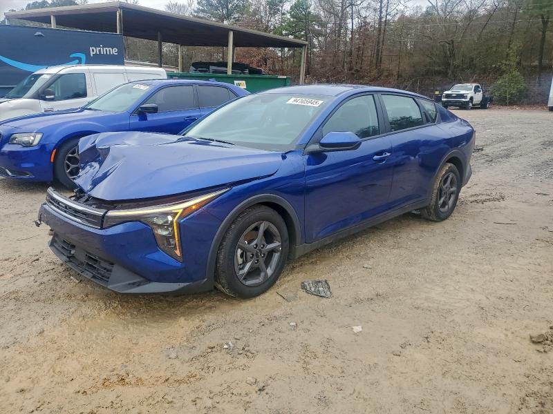 2025 KIA K4 LX — VIN 3KPFT4DE2SE168070