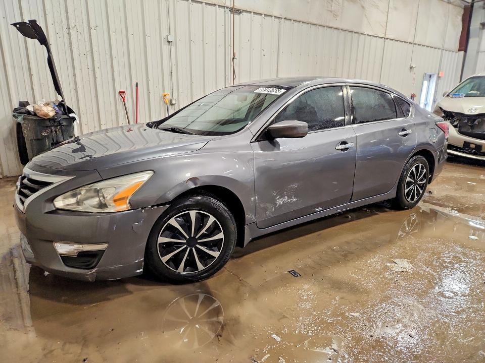 2015 NISSAN ALTIMA — VIN 1N4AL3AP5FN861510