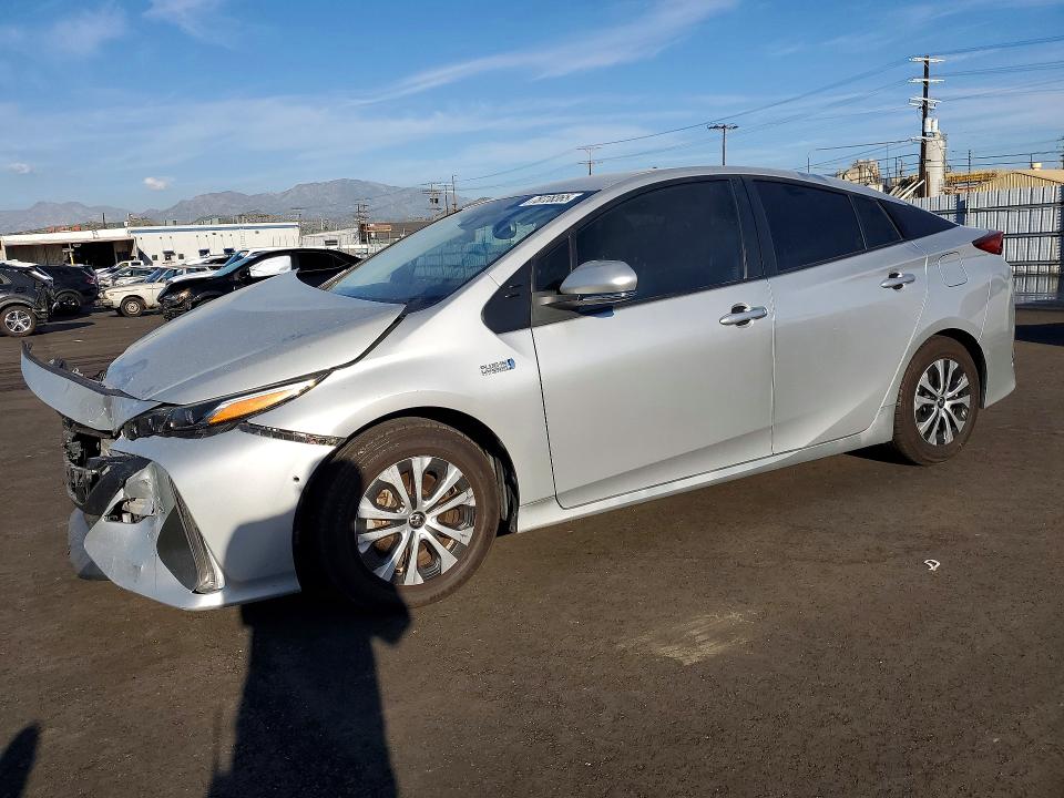 2021 TOYOTA PRIUS PRIME — VIN JTDKAMFP5M3194675