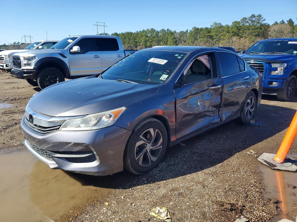 2017 HONDA ACCORD — VIN 1HGCR2F38HA286316
