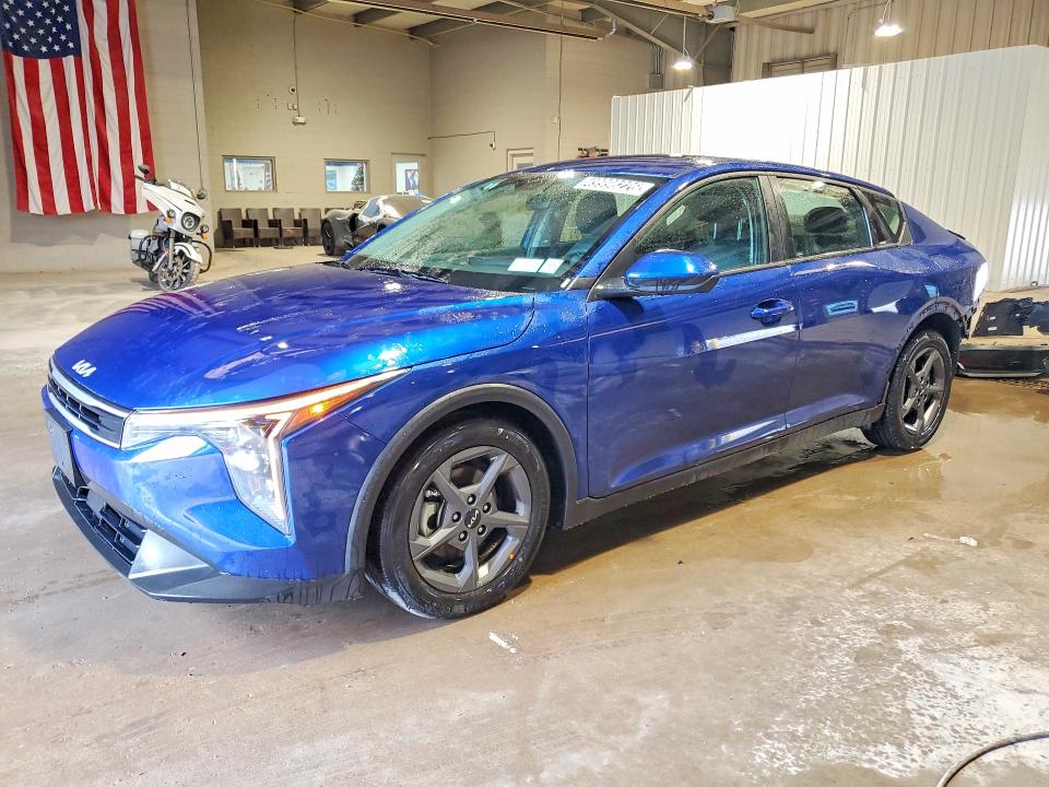 2025 KIA K4 — VIN 3KPFT4DE4SE094232