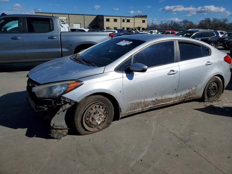 2015 KIA FORTE LX — VIN KNAFK4A60F5401801