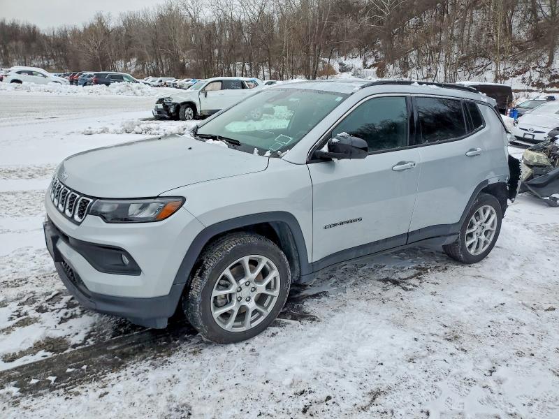 2024 JEEP COMPASS — VIN 3C4NJDFN5RT140347