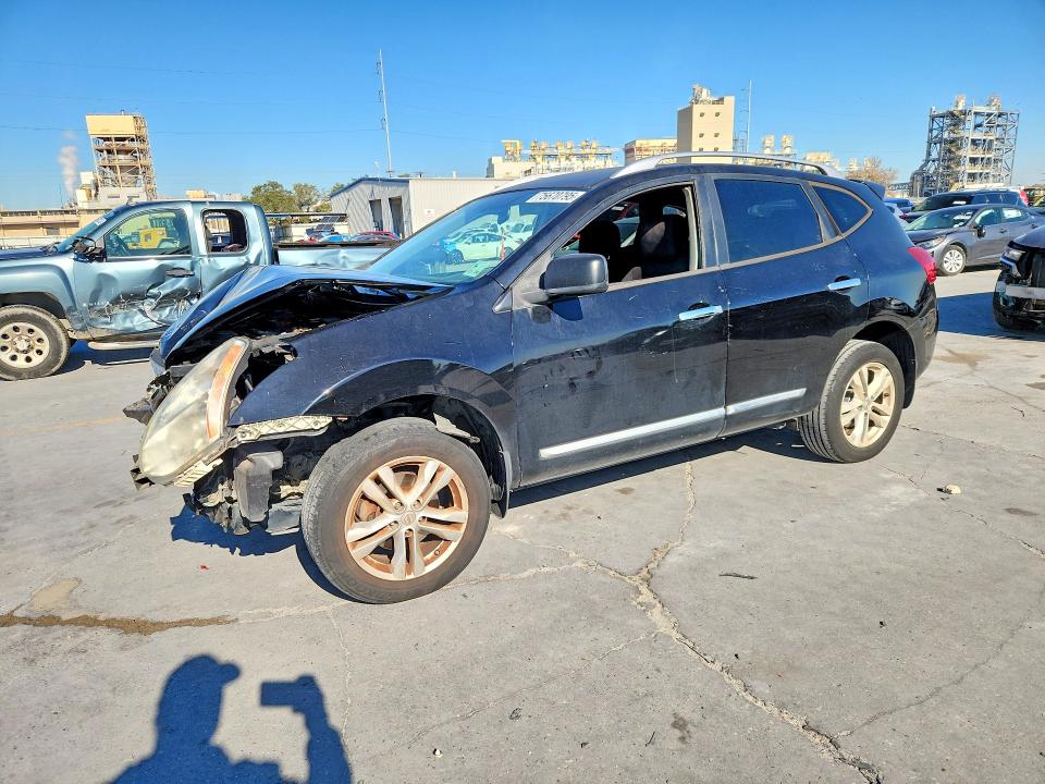 2015 NISSAN ROGUE SELECT — VIN JN8AS5MT9FW658989