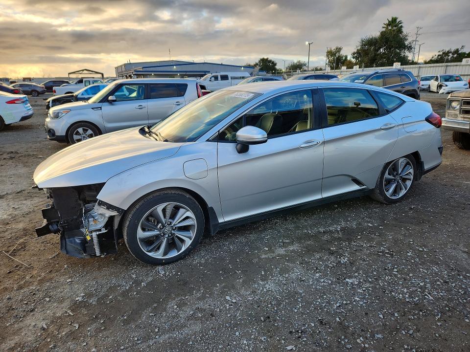 2018 HONDA CLARITY — VIN JHMZC5F33JC010548