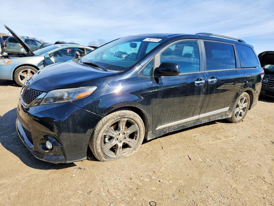2017 TOYOTA SIENNA — VIN 5TDXZ3DC5HS834011