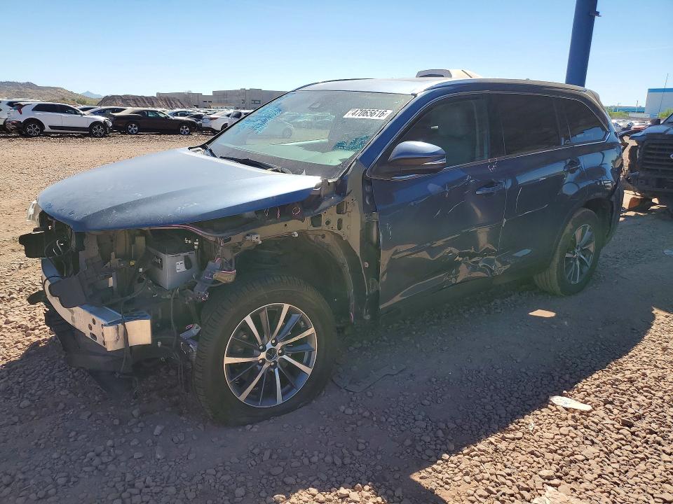 2019 TOYOTA HIGHLANDER — VIN 5TDJZRFHXKS977237