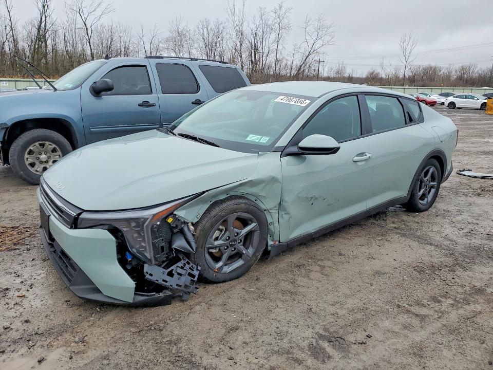 2025 KIA K4 — VIN 3KPFT4DE4SE025363