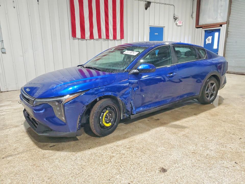 2025 KIA K4 — VIN 3KPFT4DEXSE104276
