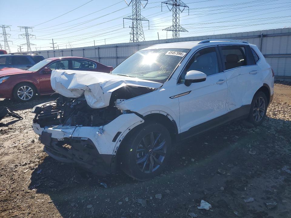2022 VOLKSWAGEN TIGUAN — VIN 3VV2B7AX3NM143263