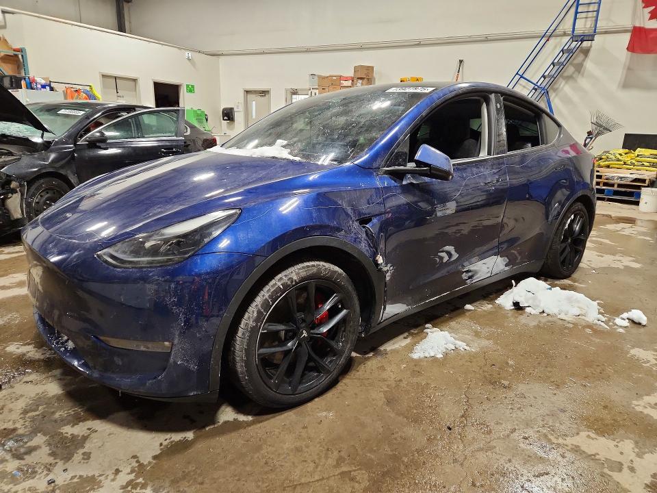 2023 TESLA MODEL Y — VIN 7SAYGDEF2PF583592