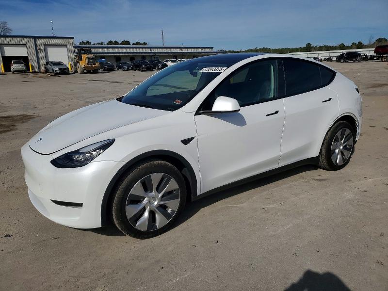 2022 TESLA MODEL Y — VIN 7SAYGDEE8NF372434