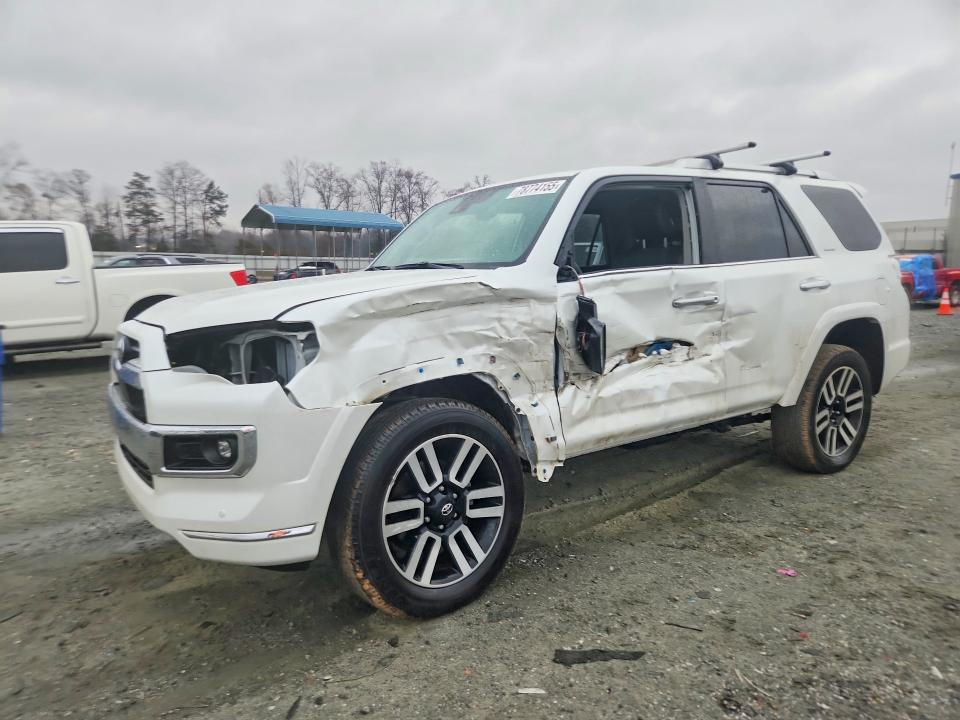 2024 TOYOTA 4RUNNER — VIN JTEKU5JR4R6229861