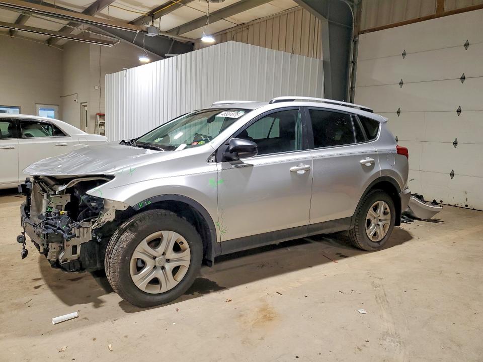 2015 TOYOTA RAV4 — VIN 2T3BFREV5FW260219