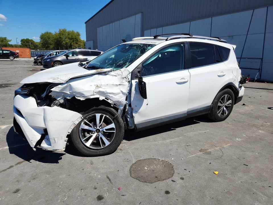 2018 TOYOTA RAV4 — VIN 2T3WFREV7JW454793