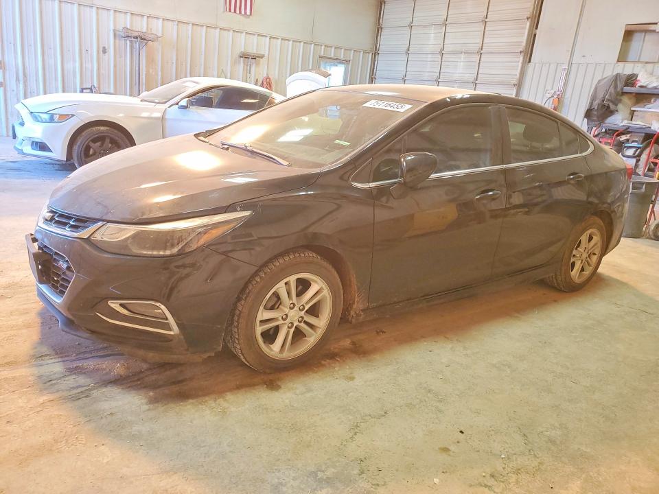 2018 CHEVROLET CRUZE — VIN 1G1BE5SM2J7185256