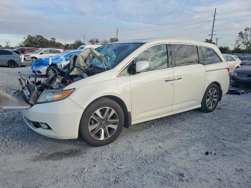 2015 HONDA ODYSSEY — VIN 5FNRL5H93FB104135