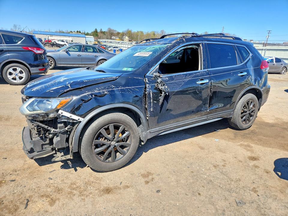 2017 NISSAN ROGUE — VIN 5N1AT2MV1HC897025