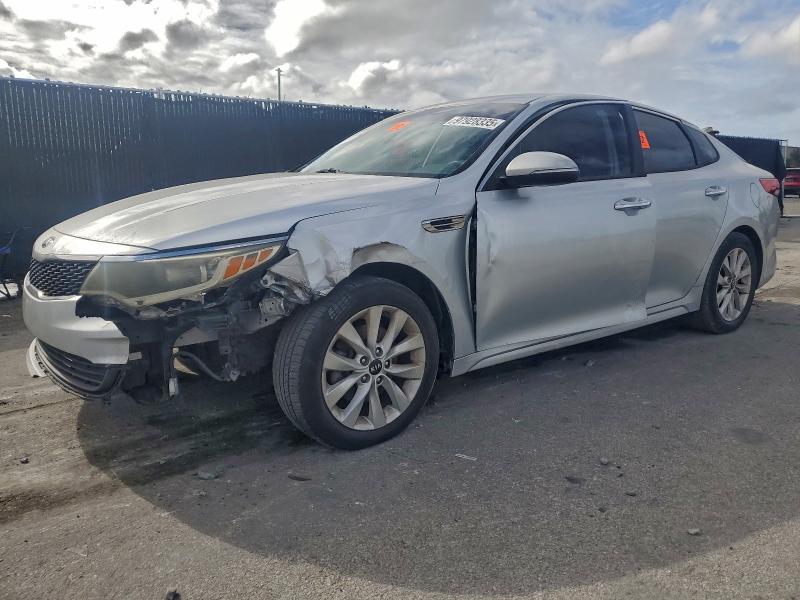 2016 KIA OPTIMA LX — VIN 5XXGT4L39GG013437