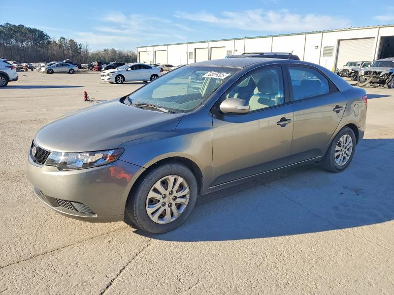2010 KIA FORTE EX — VIN KNAFU4A22A5861767