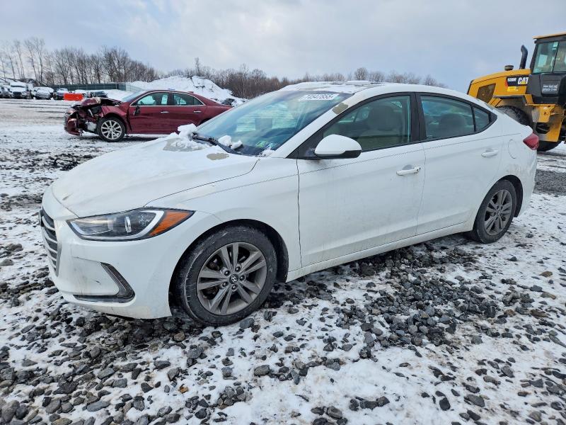 2018 HYUNDAI ELANTRA SE — VIN 5NPD84LF1JH272997