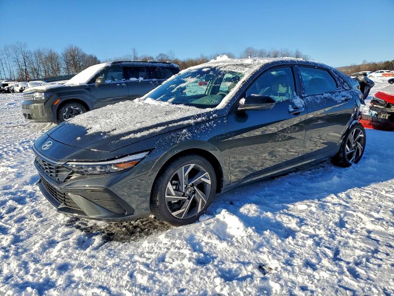 2025 HYUNDAI ELANTRA SE — VIN KMHLM4DG4SU962521