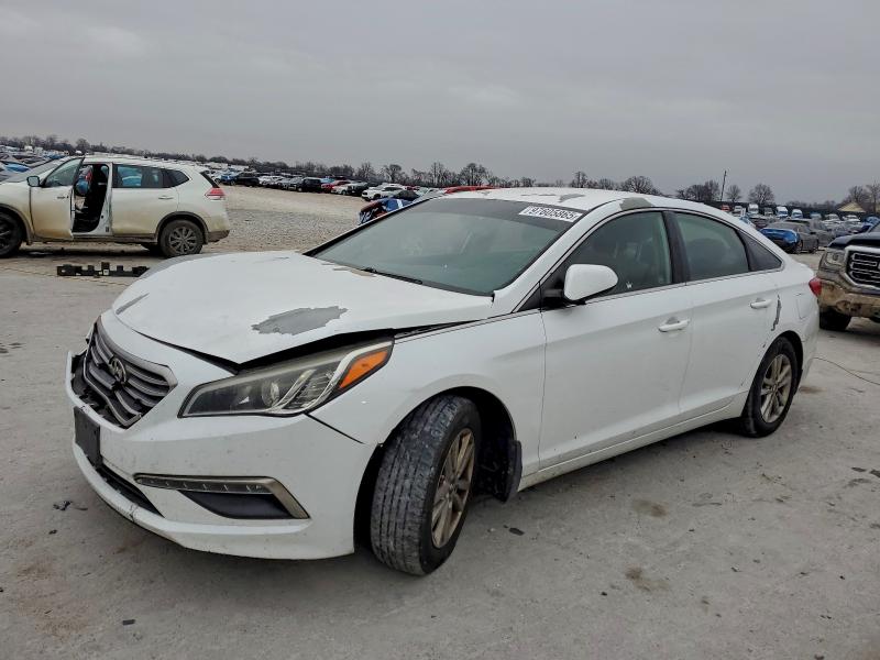 2015 HYUNDAI SONATA SE — VIN 5NPE24AF3FH018577