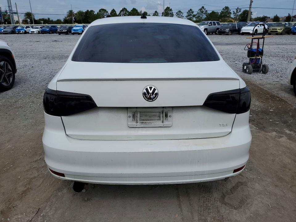 3VWD17AJ1GM391016