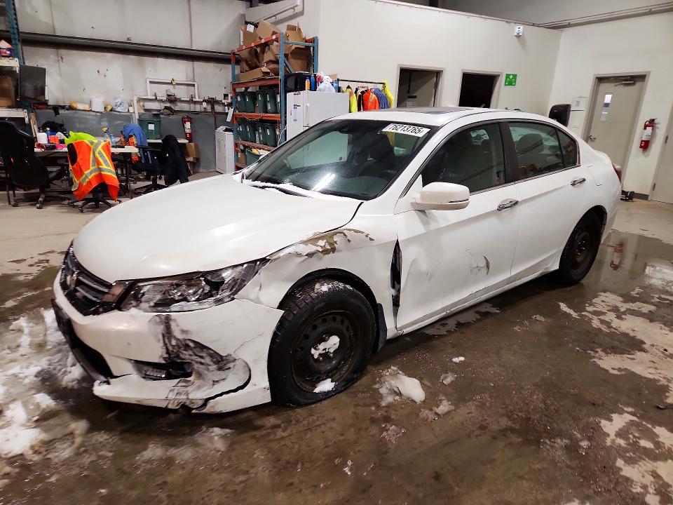 2015 HONDA ACCORD — VIN 1HGCR2F92FA808892