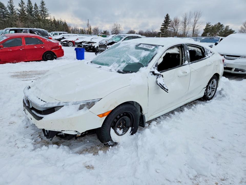 2016 HONDA CIVIC — VIN 2HGFC2F51GH027747