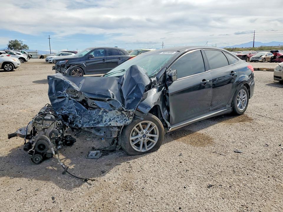 2018 FORD FOCUS — VIN 1FADP3F21JL272215