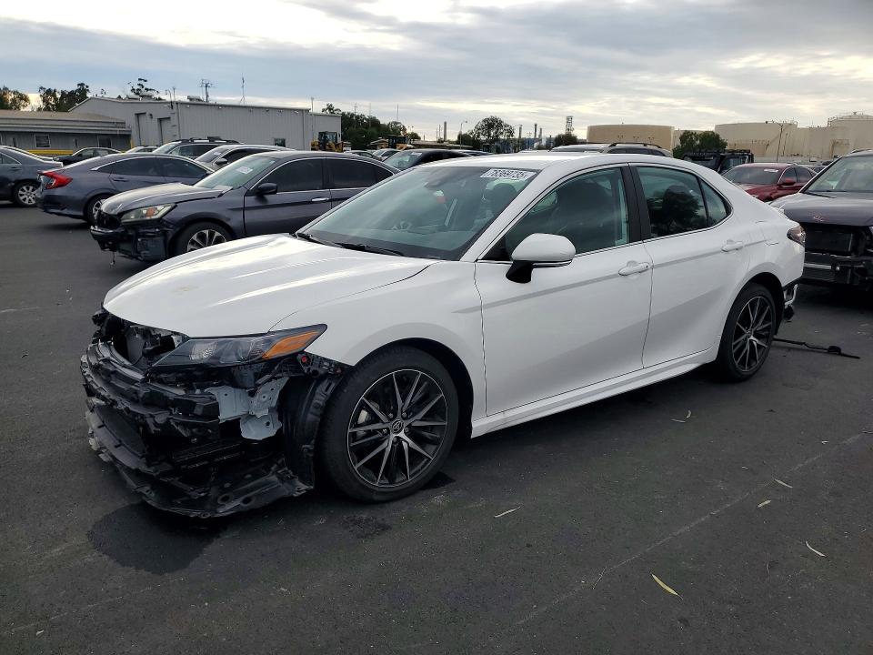 2024 TOYOTA CAMRY — VIN 4T1G11AK1RU195870