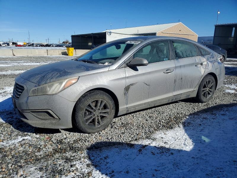 2017 HYUNDAI SONATA SE — VIN 5NPE24AF4HH581852