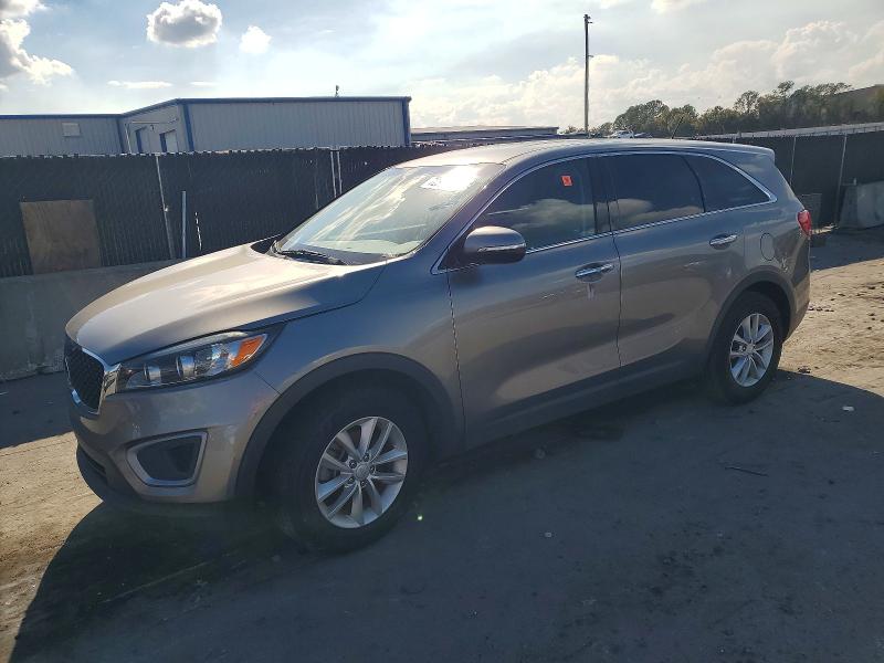 2017 KIA SORENTO LX — VIN 5XYPG4A36HG286419