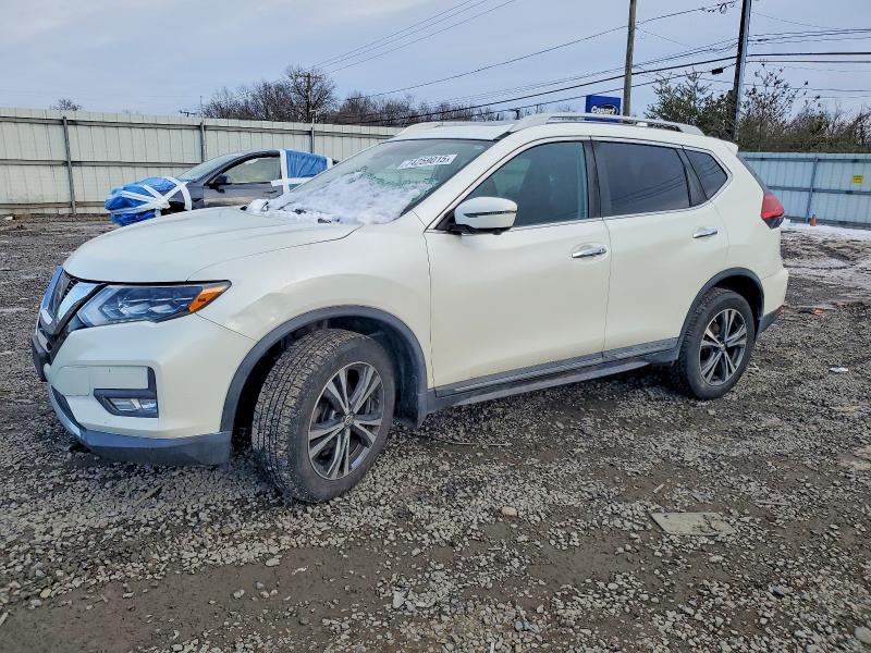 2017 NISSAN ROGUE — VIN 5N1AT2MVXHC843335