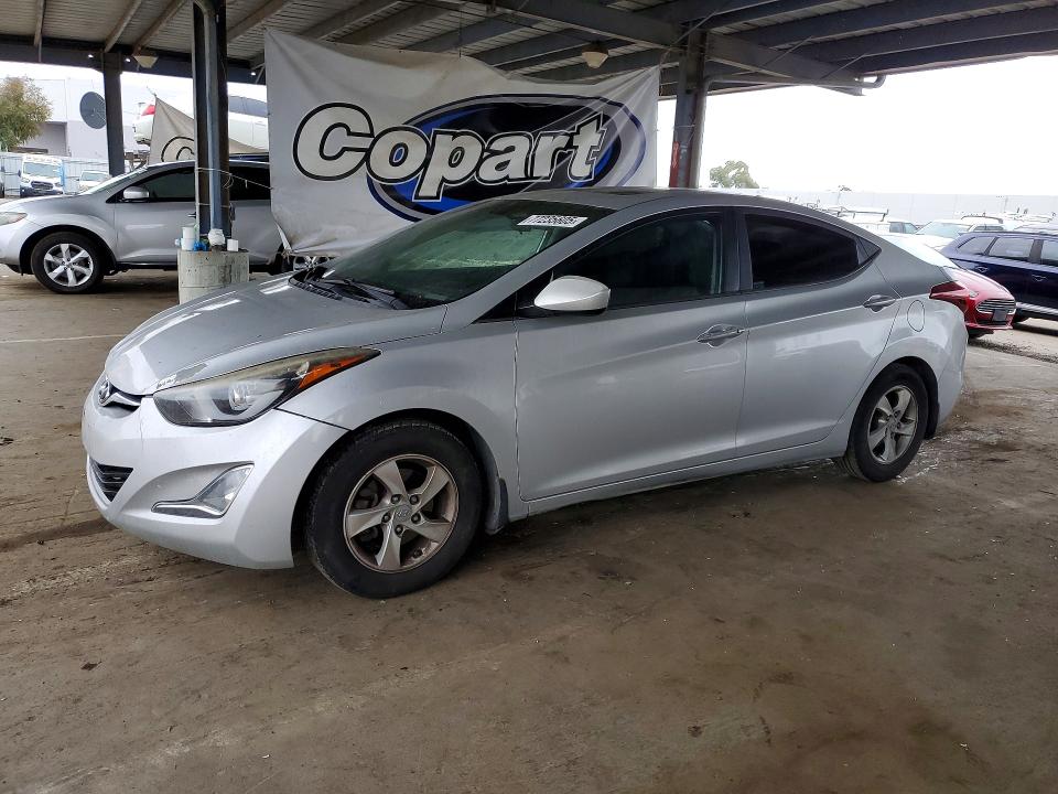 2015 HYUNDAI ELANTRA — VIN 5NPDH4AE0FH608303
