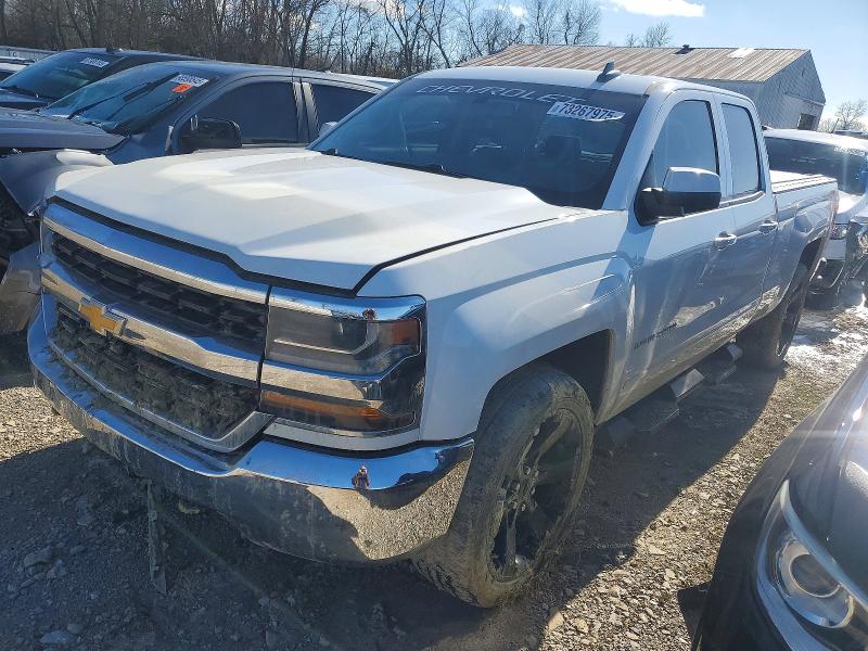 2015 CHEVROLET SILVERADO — VIN 3GCUKREH3FG246396