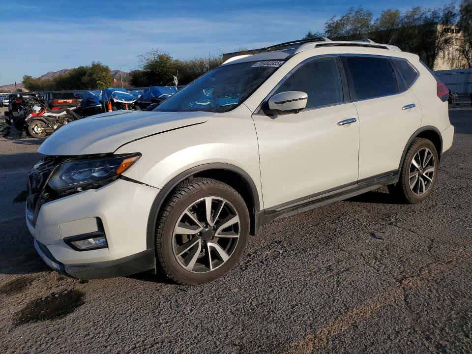 2018 NISSAN ROGUE — VIN JN8AT2MV0JW319110