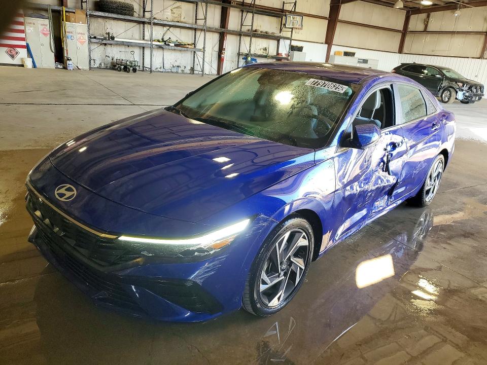 2024 HYUNDAI ELANTRA — VIN KMHLP4DG2RU771150