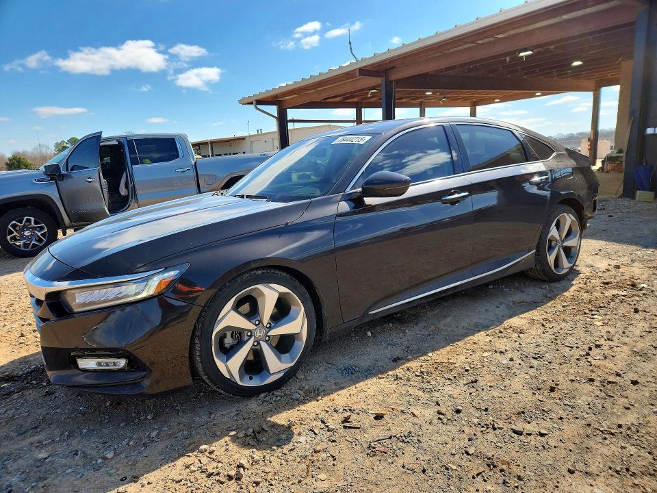 2018 HONDA ACCORD — VIN 1HGCV1F99JA185558