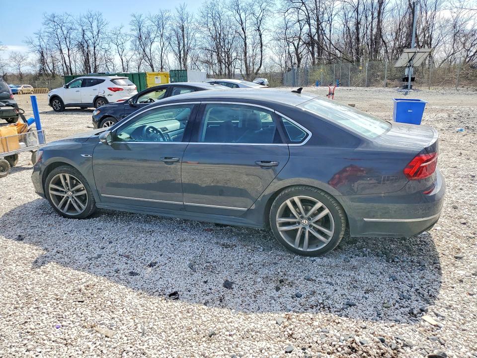 1VWDT7A38HC084876
