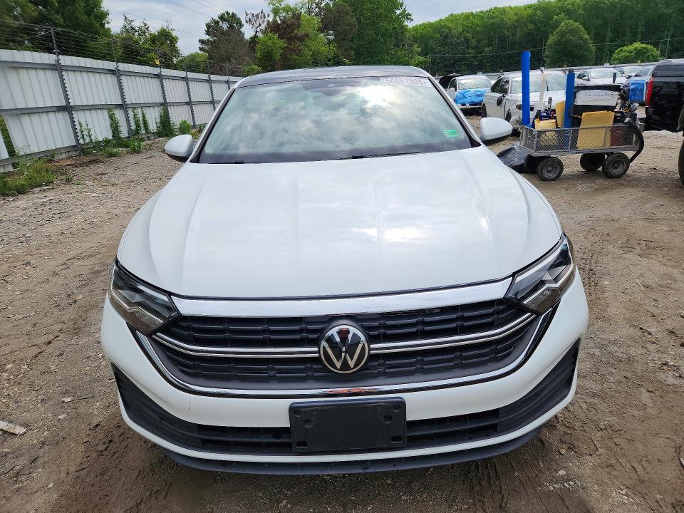 3VW7M7BU3PM057356