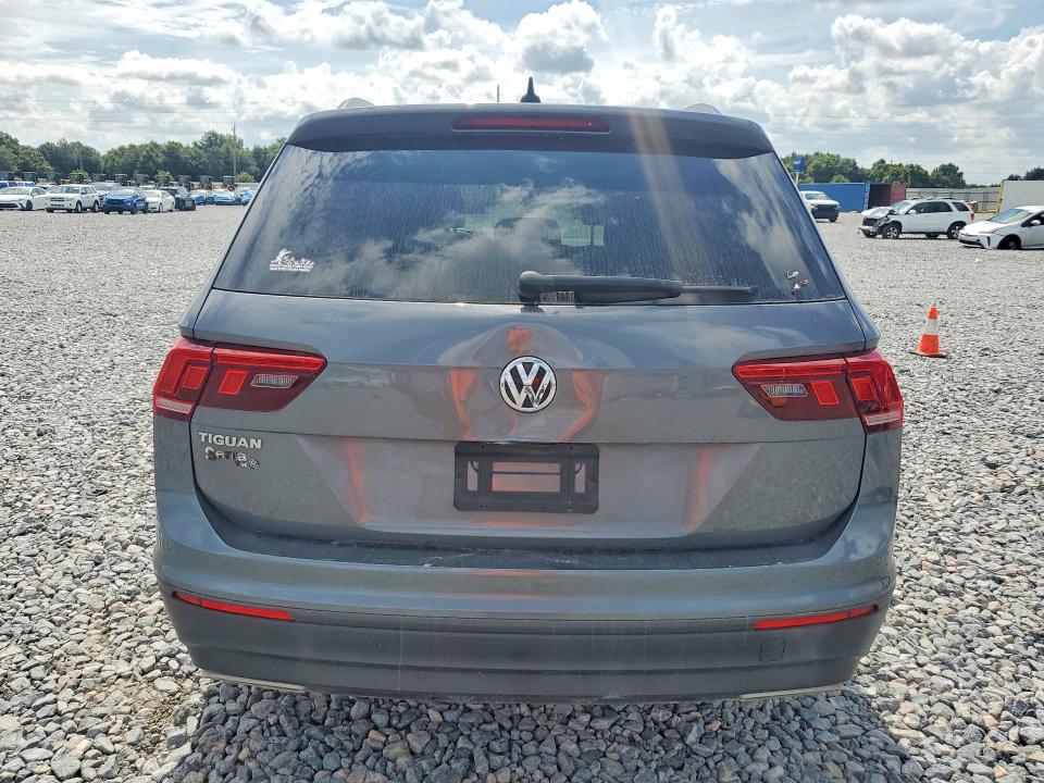 3VV1B7AXXLM038504