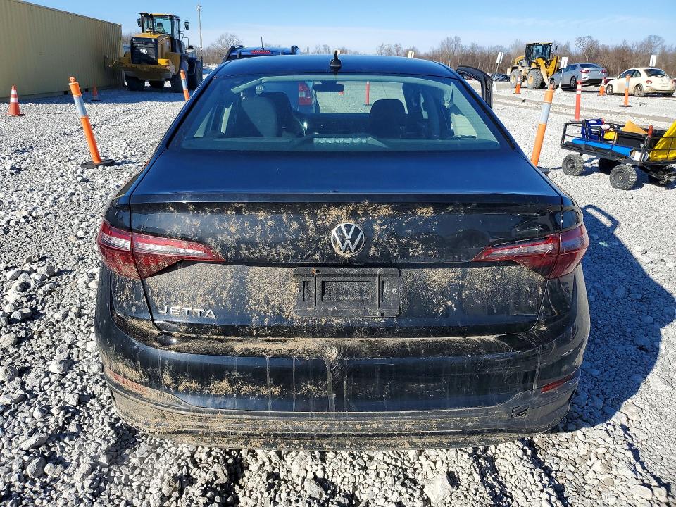3VW5M7BUXRM056277