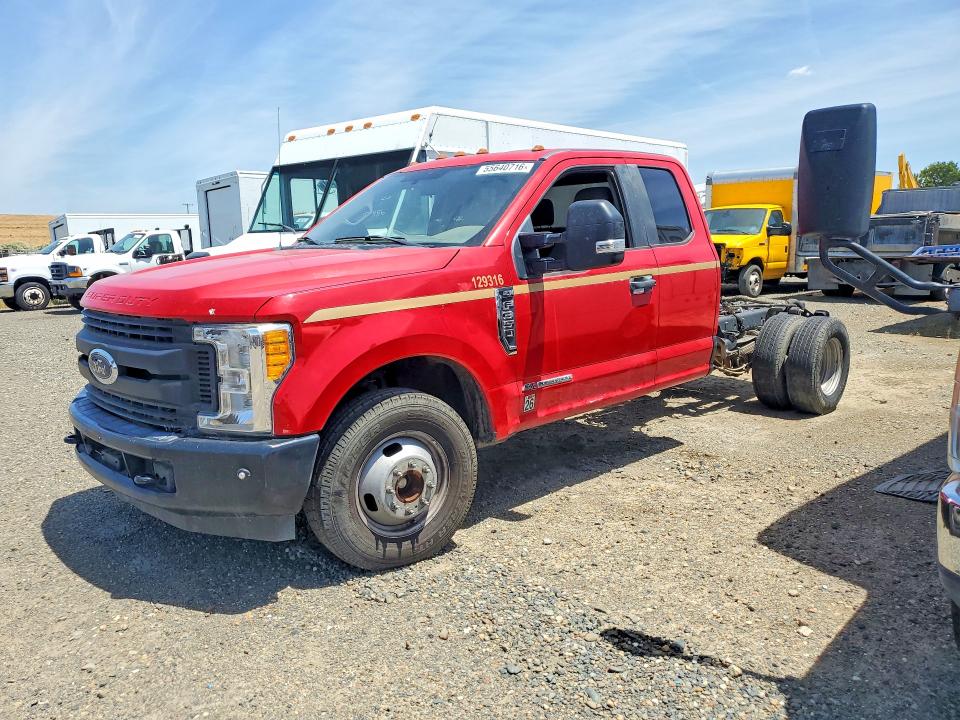 2017 FORD F350 CHSCB — VIN 1FD8X3GT4HEE22430