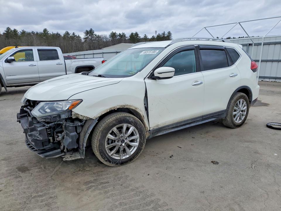 2017 NISSAN ROGUE — VIN 5N1AT2MT2HC815883